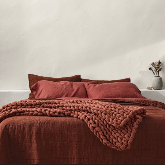 Casaluna Bedding Oversized Chunky Handknit Bed Throw Clay Nwt